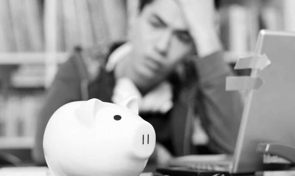 Sinh Viên Đi Học Bị Mất Tiền, Mất Đồ Thì Phải Làm Sao?