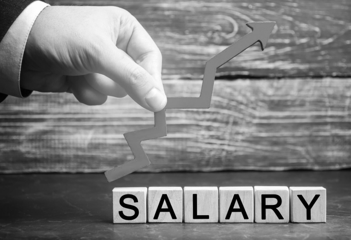 HR Ghét Ai Thì Gây Khó Dễ, Trừ Lương Người Đó?