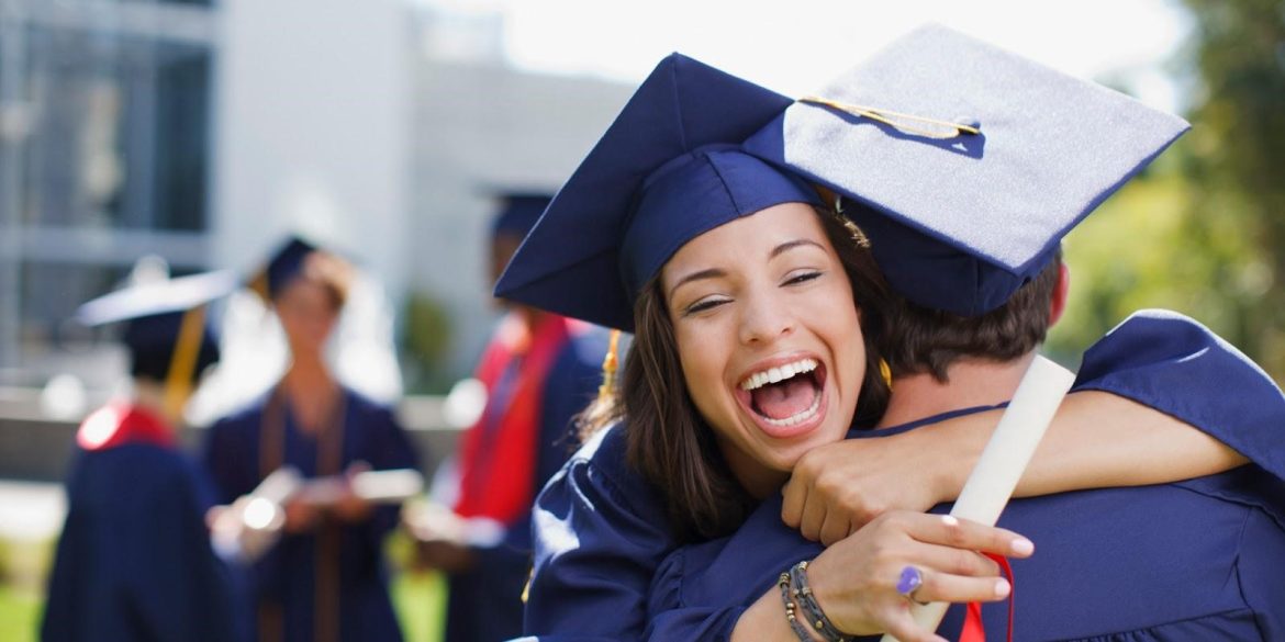 Cách Săn Học Bổng Đại Học Cho Tân Sinh Viên